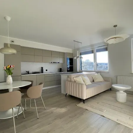 Modern Tower - Na Ul Kazimierza Gorskiego 1 Apartment *