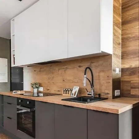 Modern Tower - Na Ul Kazimierza Gorskiego 1 Apartment *